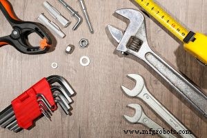 Гайковерты для нарезки резьбы (tap wrenches): устройство, виды и практическое применение