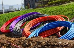 Что такое волоконно-оптический кабель? Полное руководство по высокоскоростной передаче данных