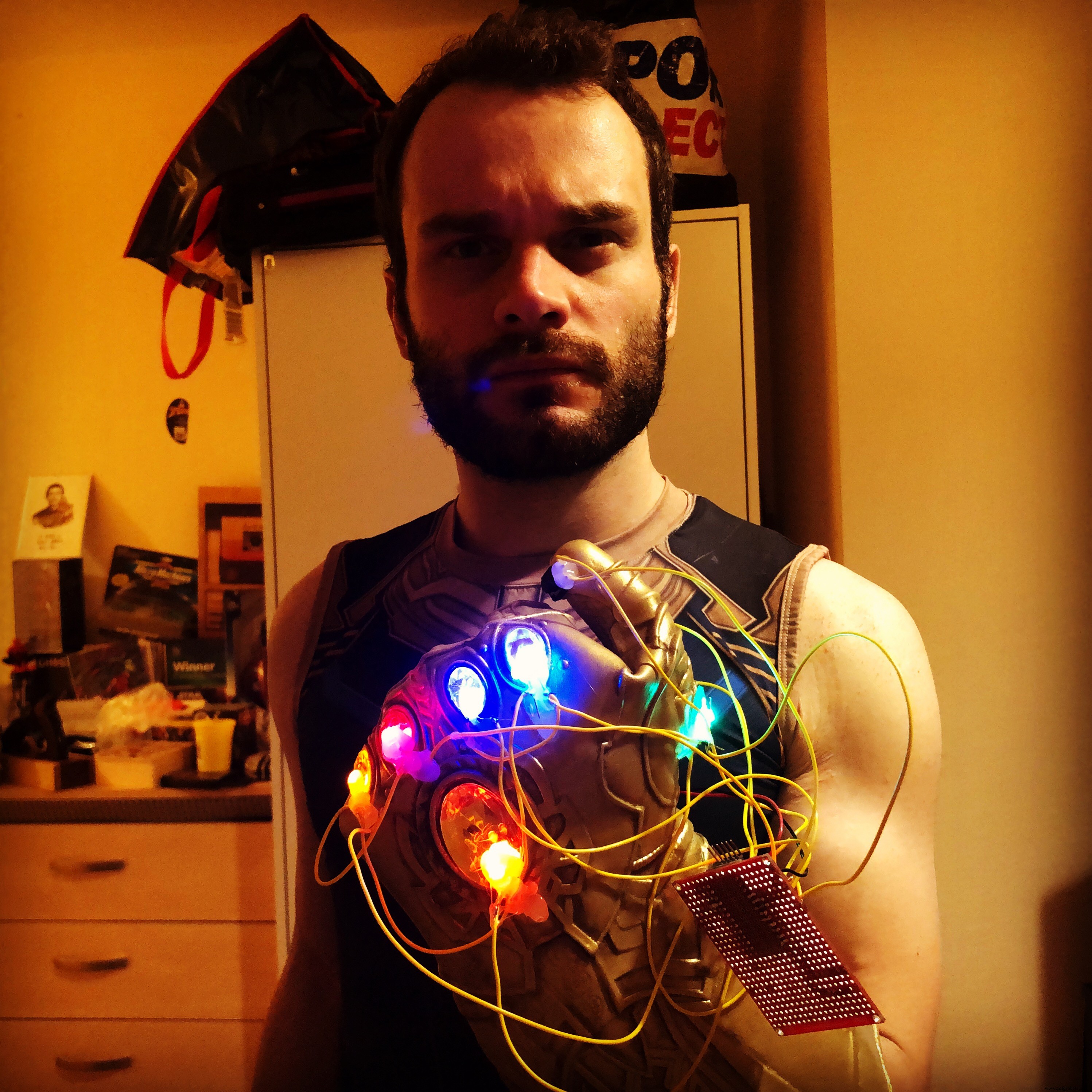 Создание Перчатки Бесконечности: DIY-набор с Arduino и светодиодами