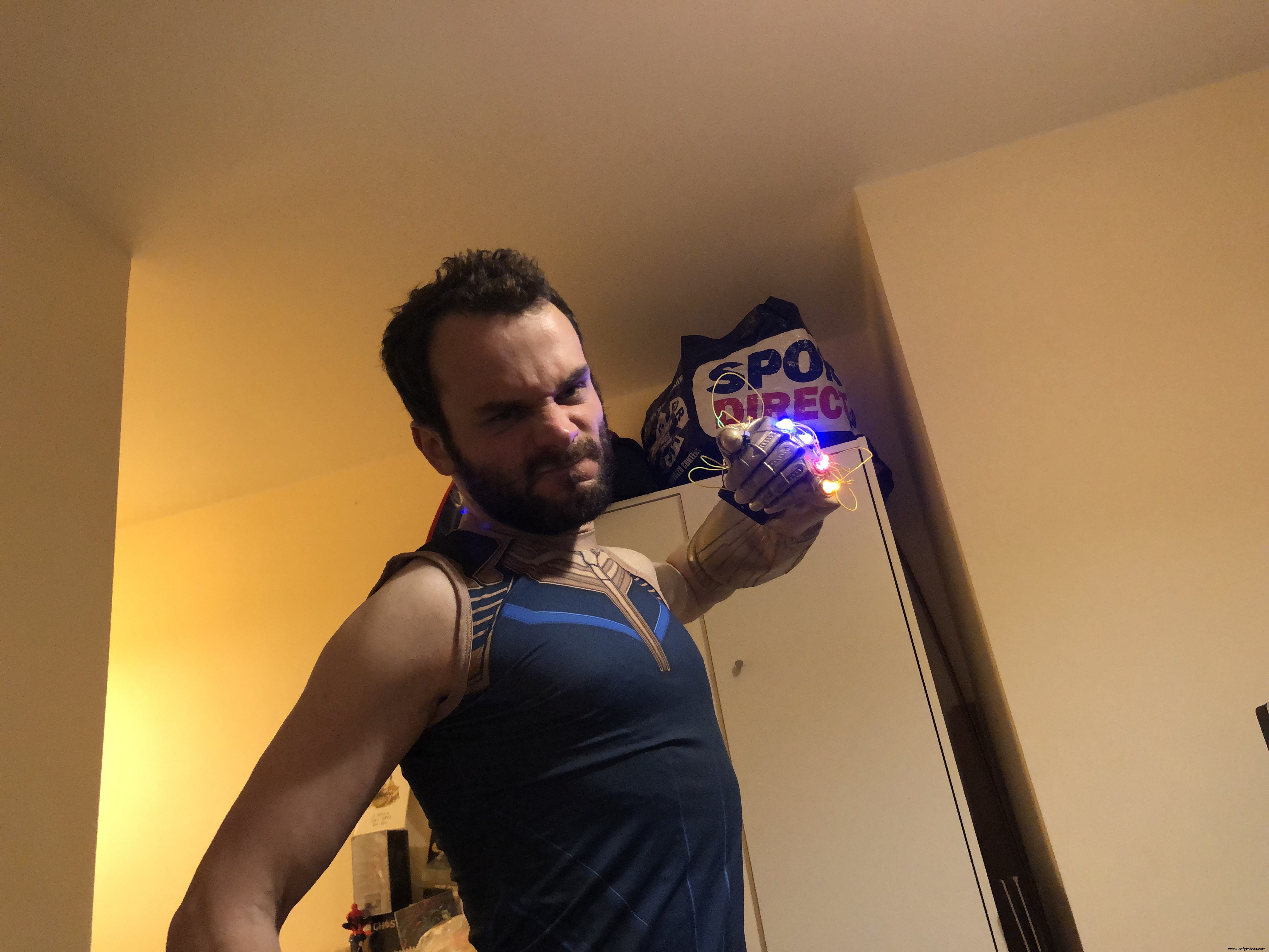 Создание Перчатки Бесконечности: DIY-набор с Arduino и светодиодами