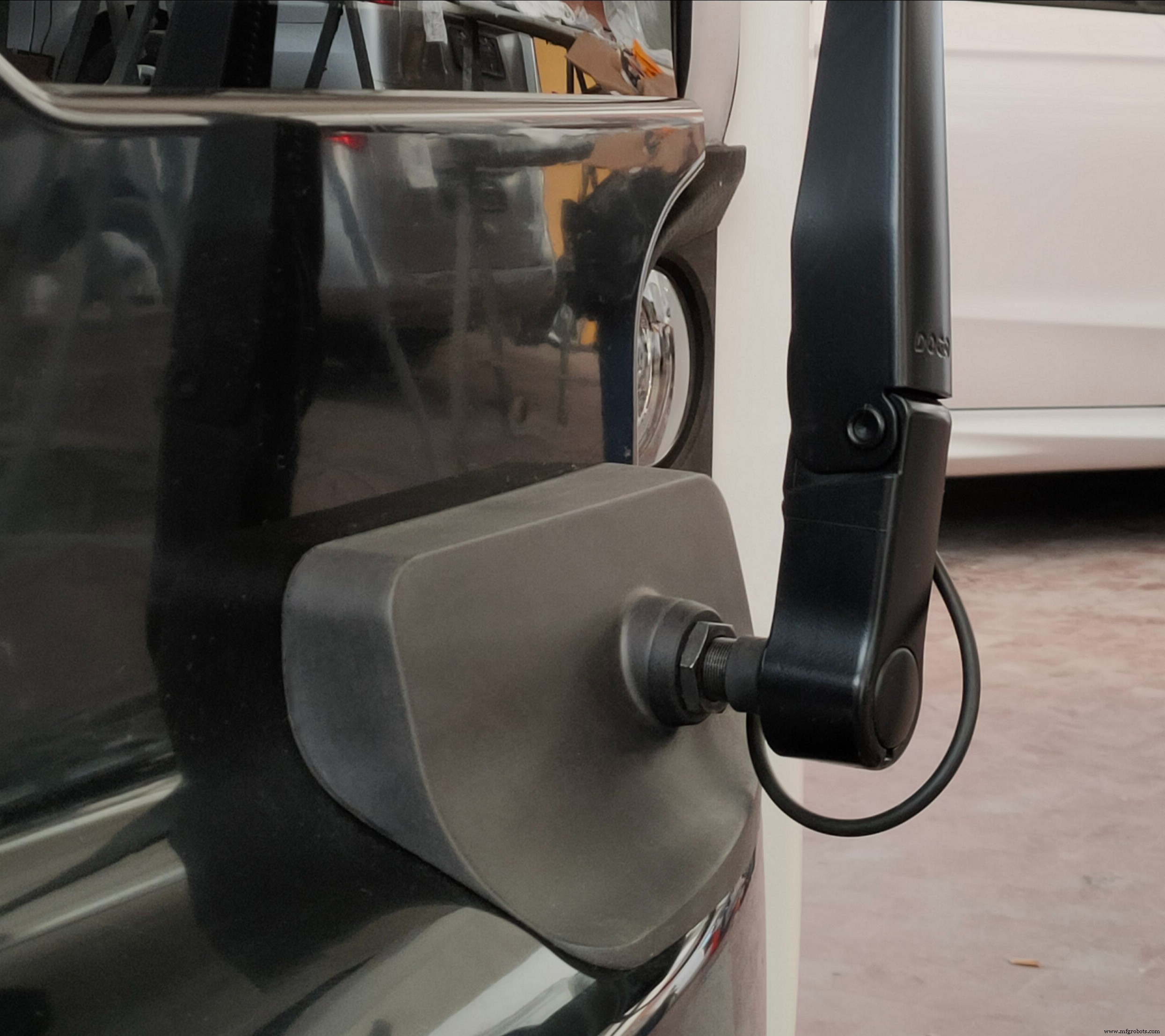 Olli 2.0: автономный электрический шаттл Local Motors с композитами Windform от CRP Technology