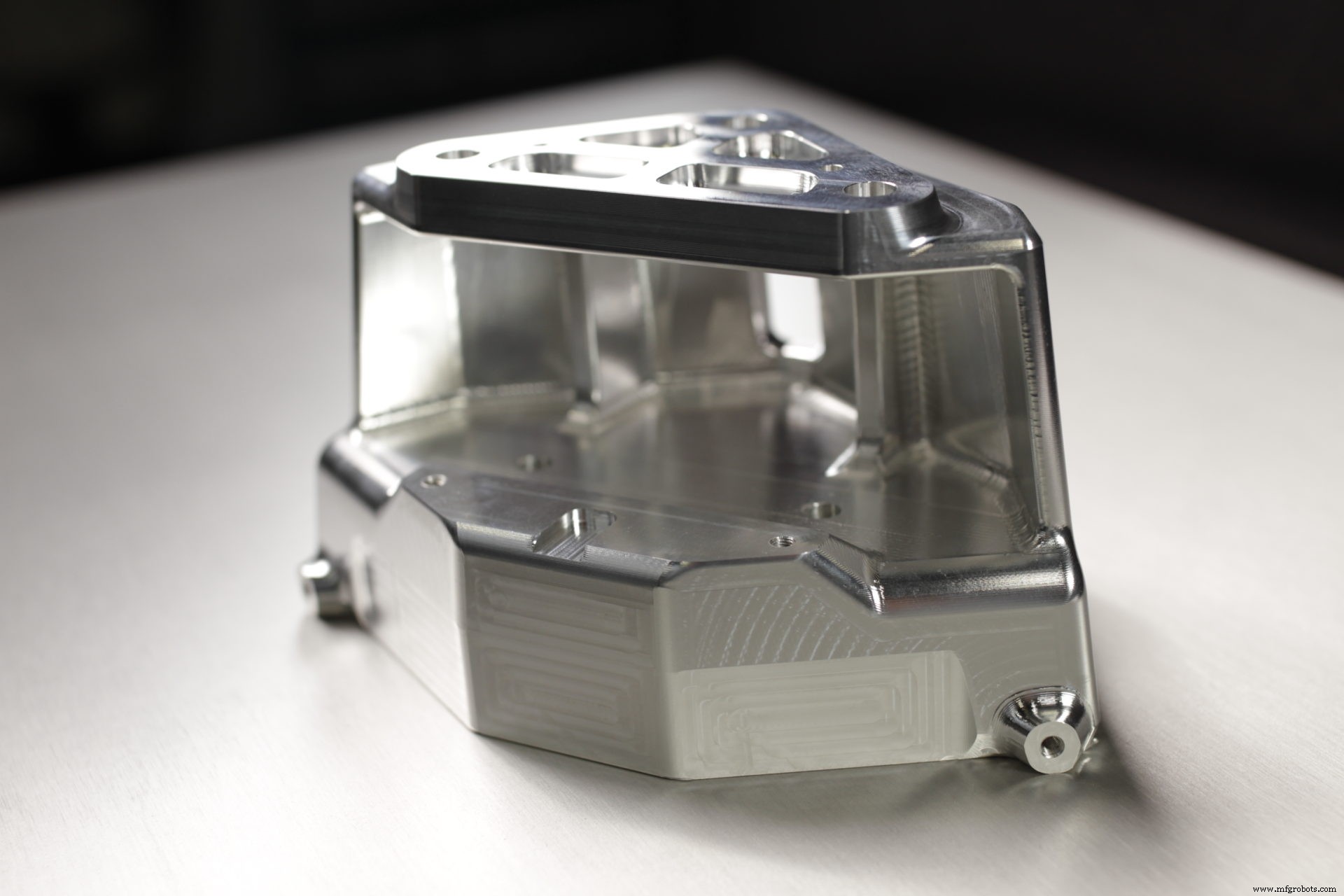 Conturo Prototyping ускоряет CNC-производство с расширением Fusion 360 Machining Extension