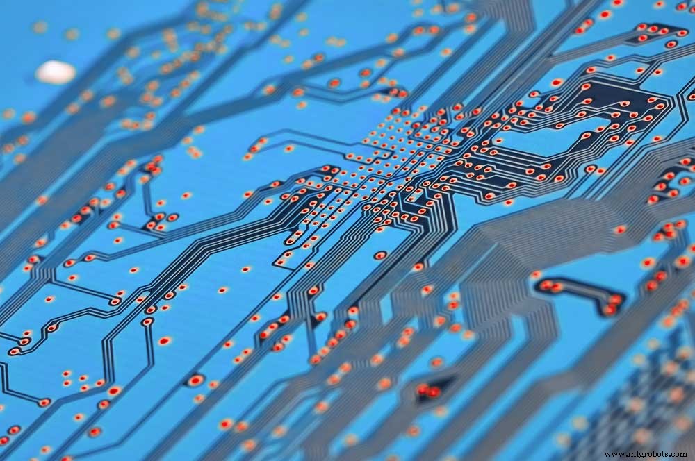 Мастерство работы с трафаретами для PCB: полное руководство по точной пайке