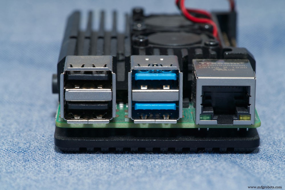 Raspberry Pi 4 vs 3: какую плату выбрать для ваших проектов?
