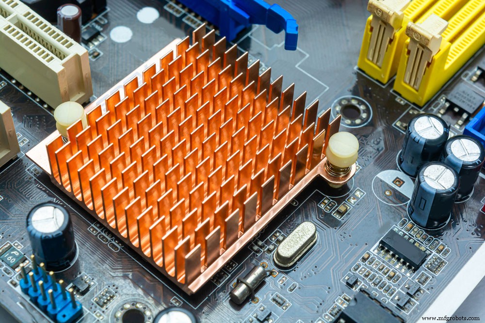 Радиаторы (Heat Sinks): ключевые знания и типы для оптимального охлаждения