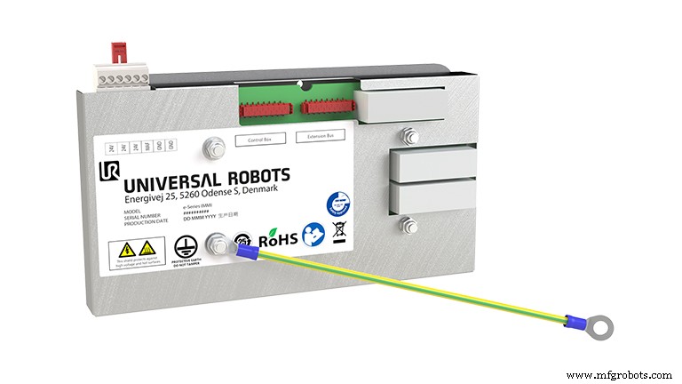Universal Robots запускает продвинутый интерфейс для коботов e-Series в литье под давлением