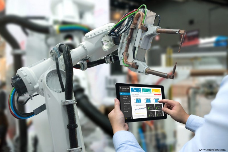 Как использовать редактор постпроцессора для симуляций CNC и роботов